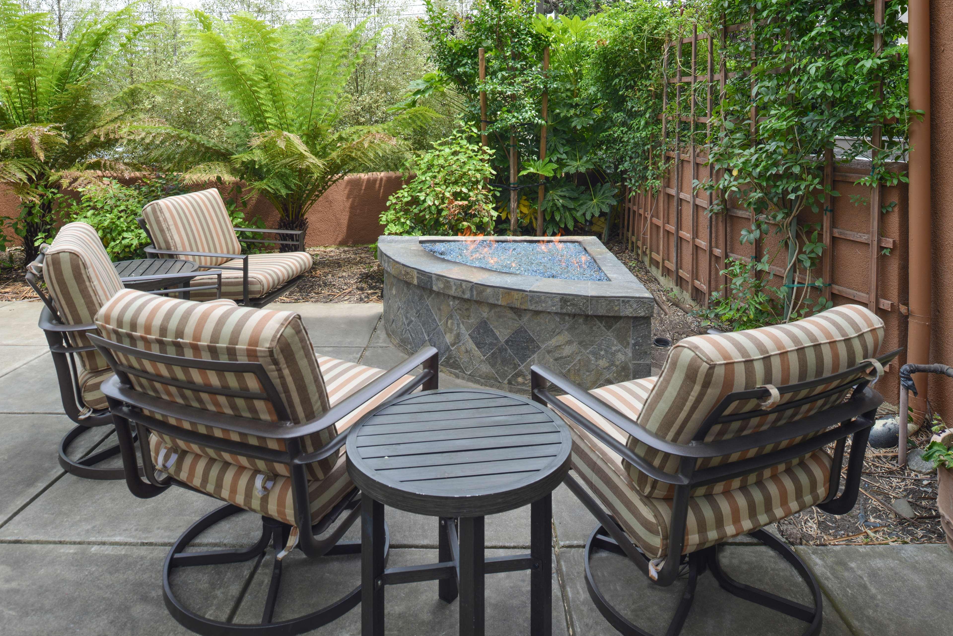 Hilton Garden Inn Napa Exterior foto